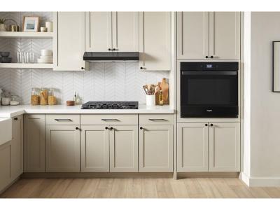 30" Whirlpool 5.0 Cu. Ft. Single Wall Oven with Air Fry When Connected - WOES5030LB